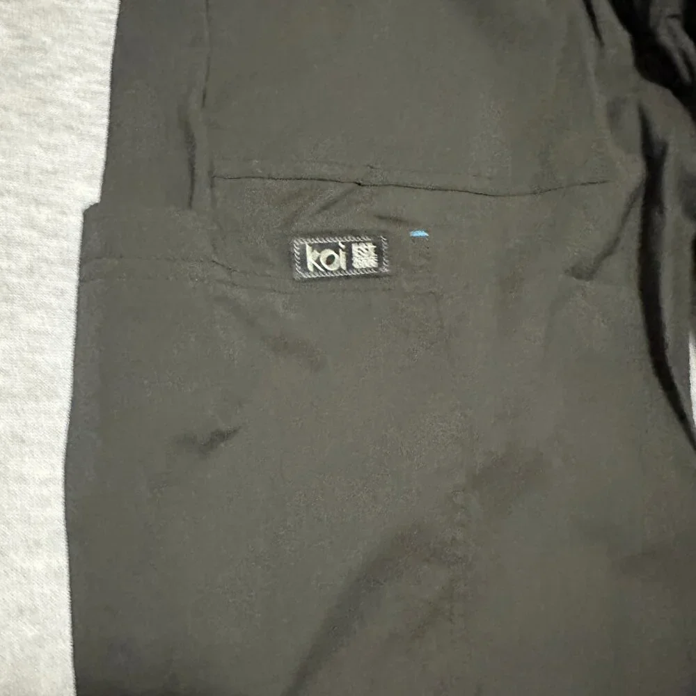 Koi Basics Caroline Womens 5-Pocket Stretch Scrub Pants Size M Black Lightweight - Picture 9 of 16
